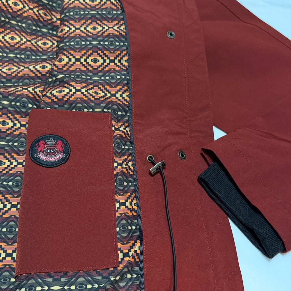 Pendleton Women’s Dark Red Parka Jacket size M NWT - Picture 4 of 9
